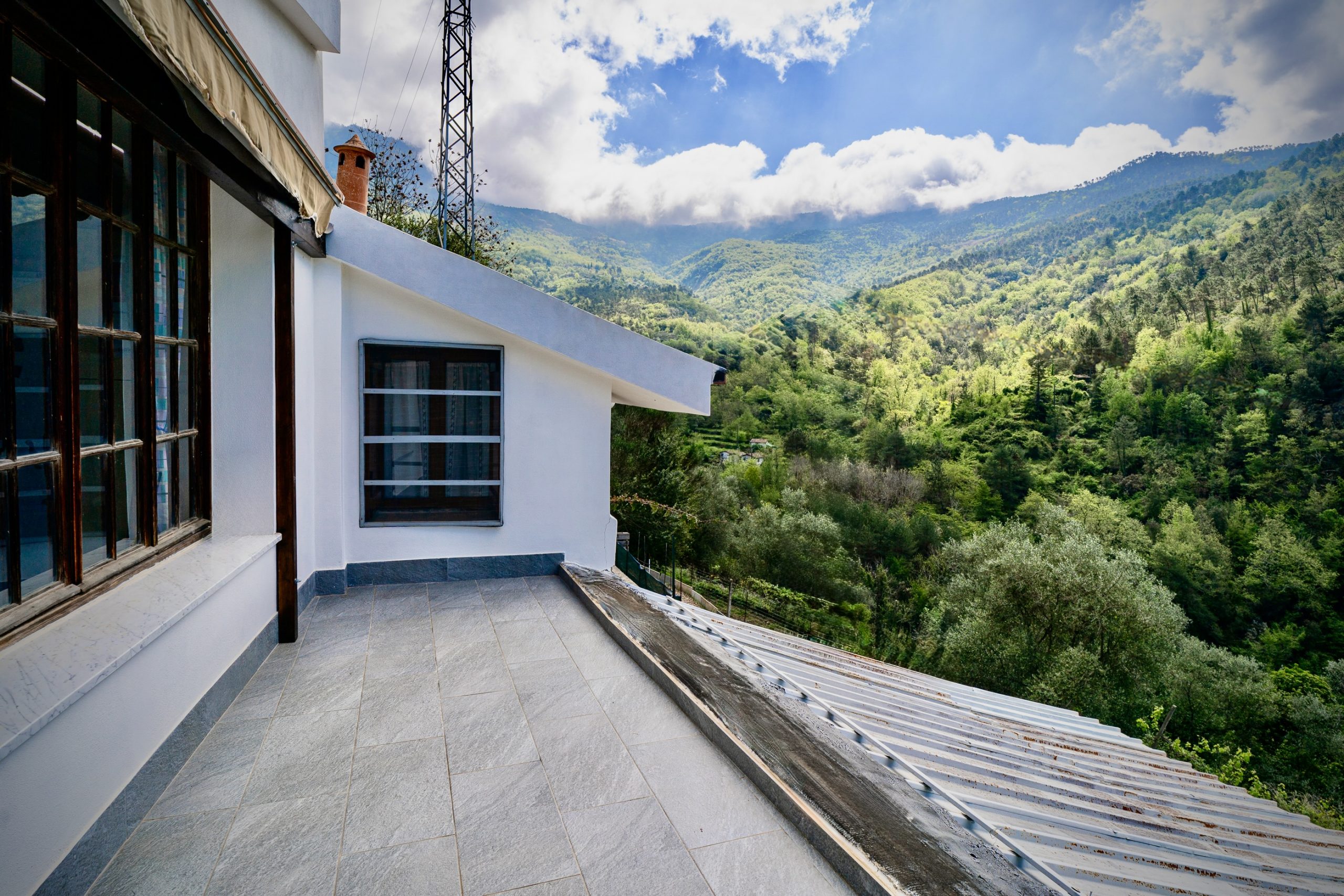 AP1009_06-TERRA-ITALIA-IMMOBILIEN_TERRA-ITALIA-IMMOBILIEN_LIGURIEN_APRICALE_COUNTRY-HOUSE_OLIVE-GROVE-scaled