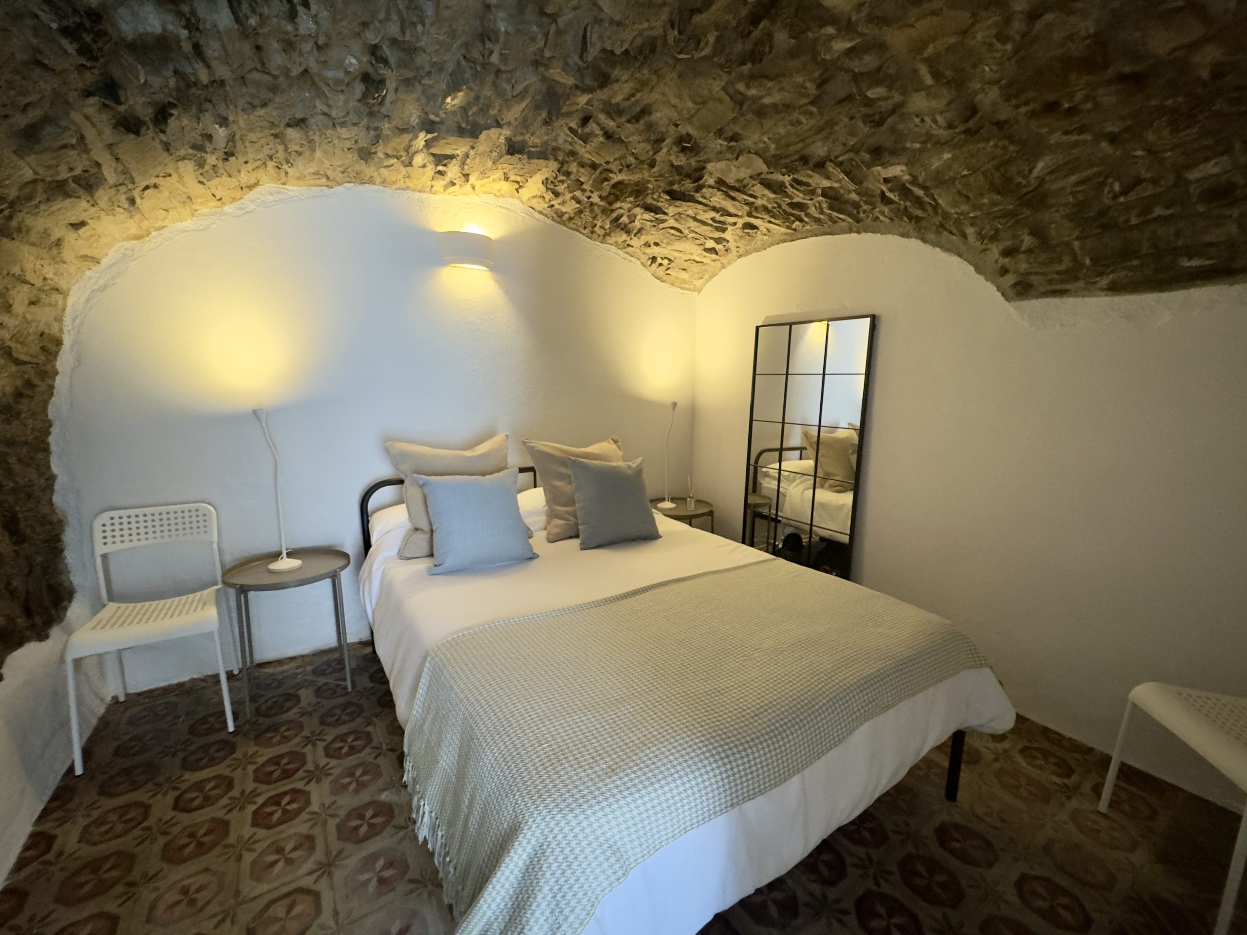 AP_1026_TERRA-ITALIA-IMMOBILIEN_LIGURIEN_APRICALE_VILLAGE-FLAT_FOR_SALE_05-scaled (1)