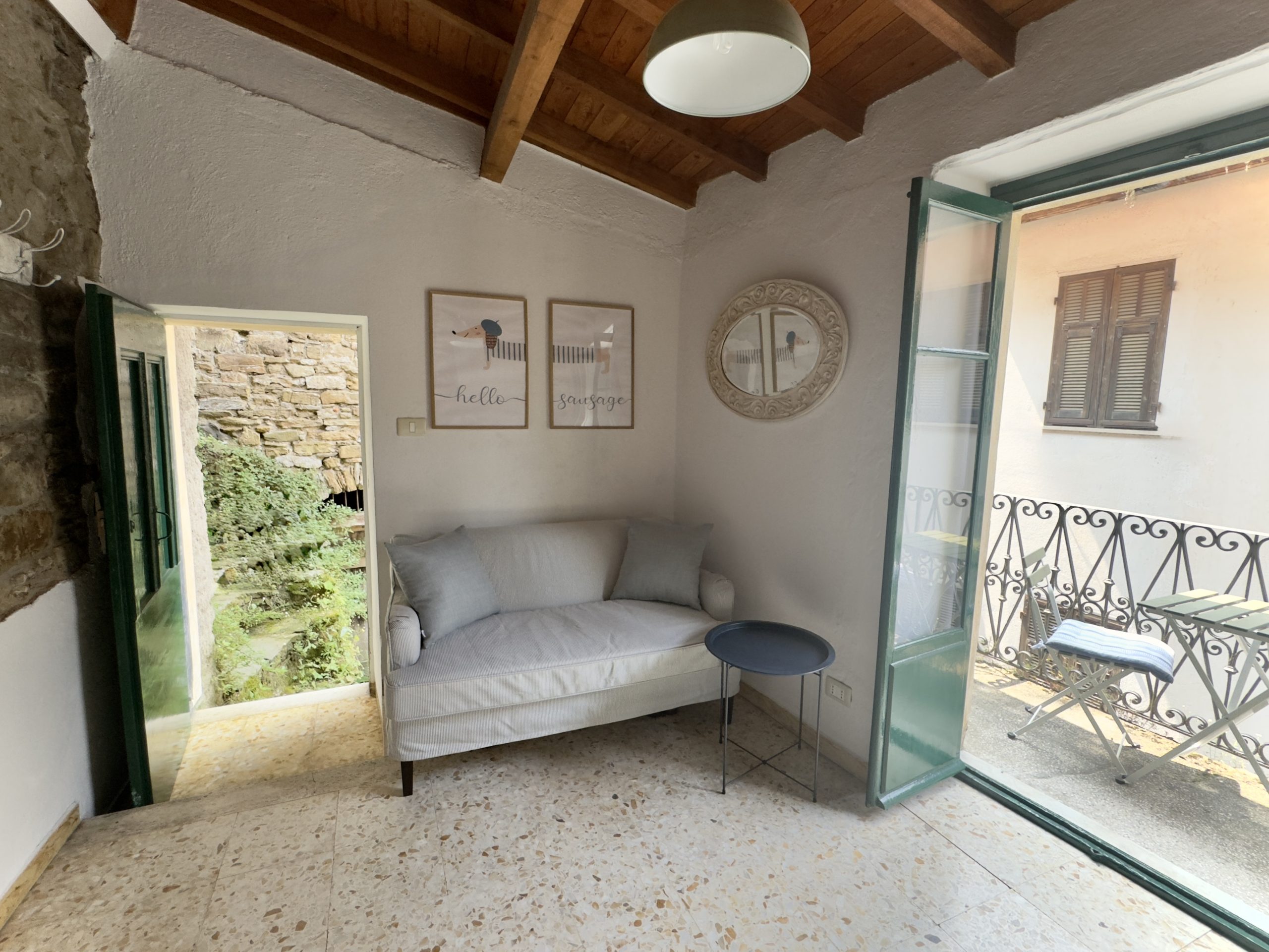 AP_1026_TERRA-ITALIA-IMMOBILIEN_LIGURIEN_APRICALE_VILLAGE-FLAT_FOR_SALE_07-scaled (1)