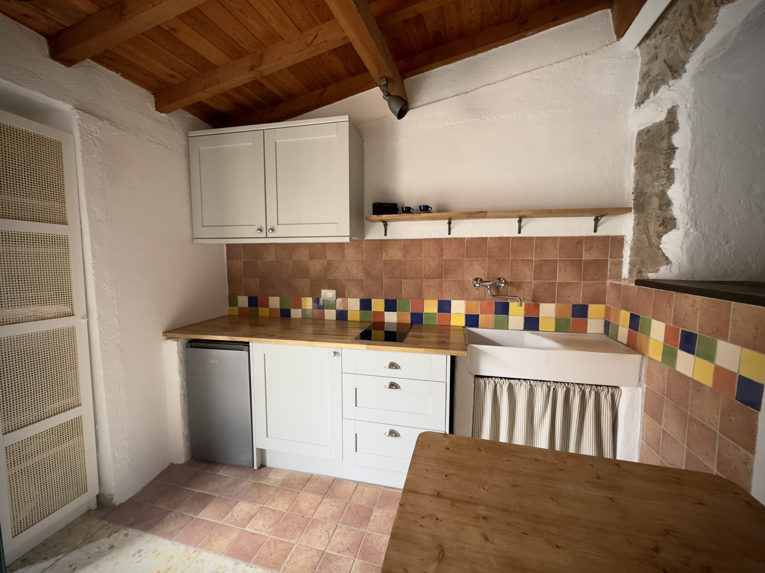 AP_1026_TERRA-ITALIA-IMMOBILIEN_LIGURIEN_APRICALE_VILLAGE-FLAT_FOR_SALE_08-scaled (1)