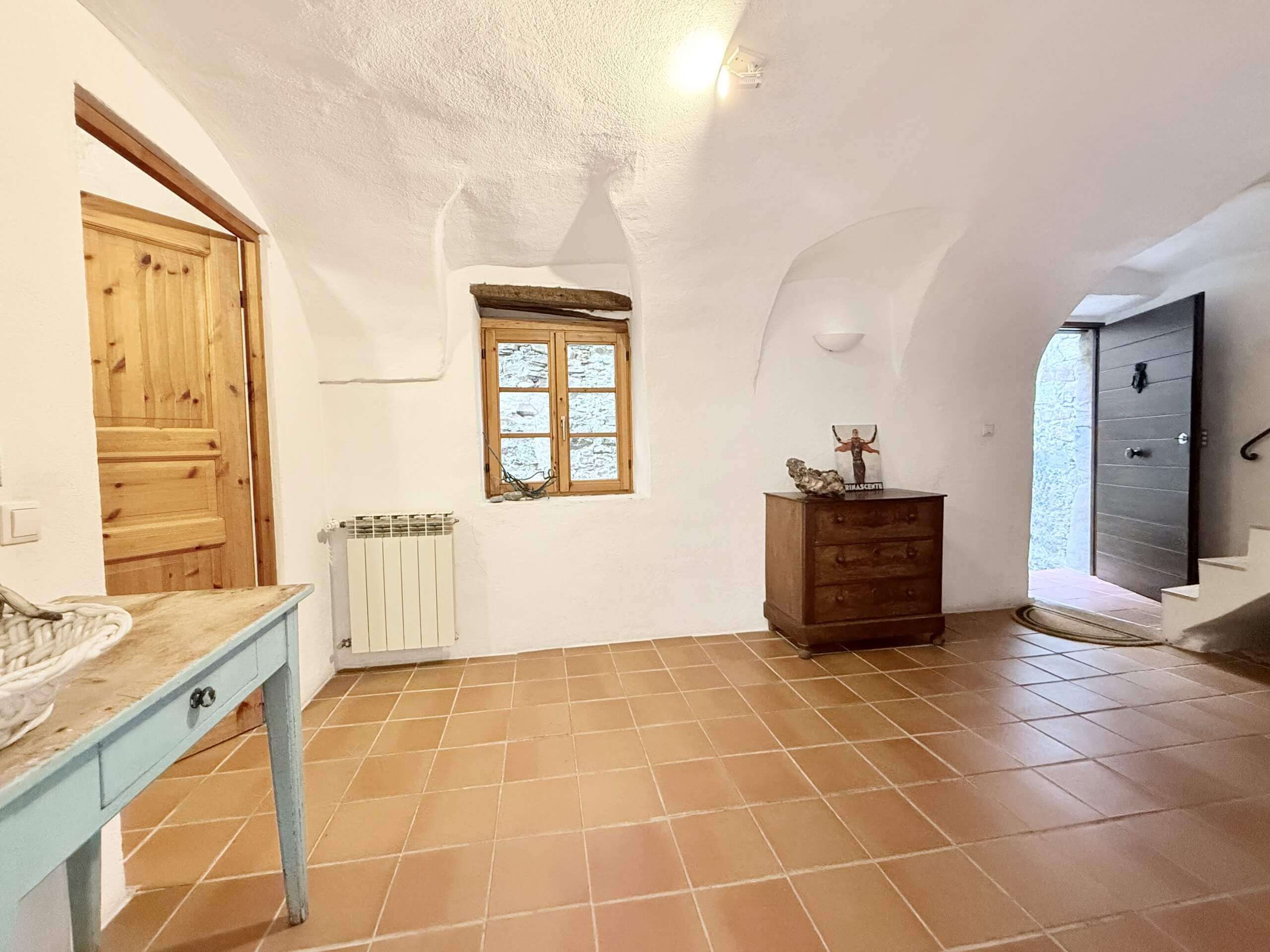 AP_868_TERRA_ITALIA_IMMOBILIEN_LIGURIEN_APRICALE_VILLAGE_HOUSE_14-scaled