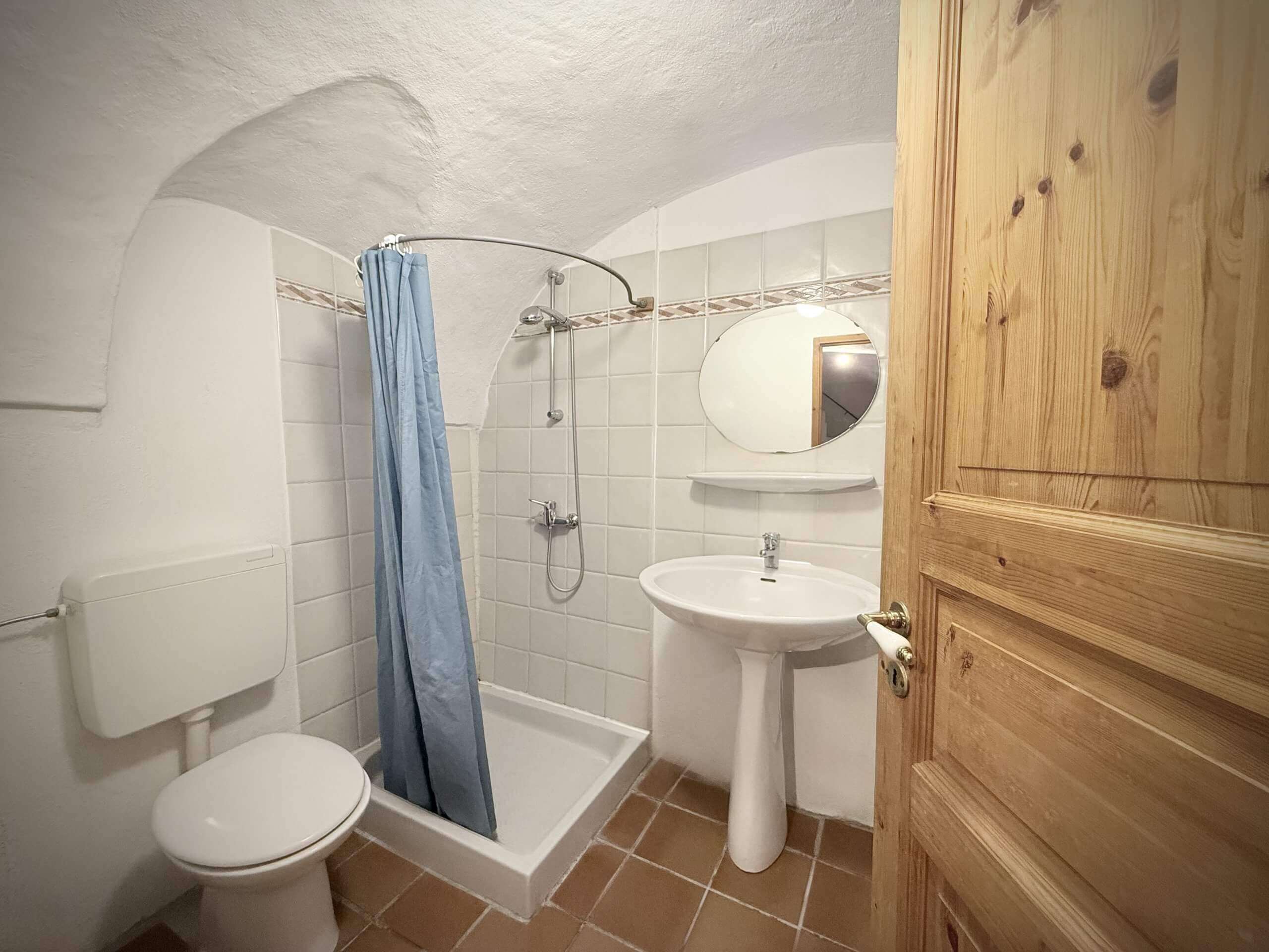 AP_868_TERRA_ITALIA_IMMOBILIEN_LIGURIEN_APRICALE_VILLAGE_HOUSE_16-scaled