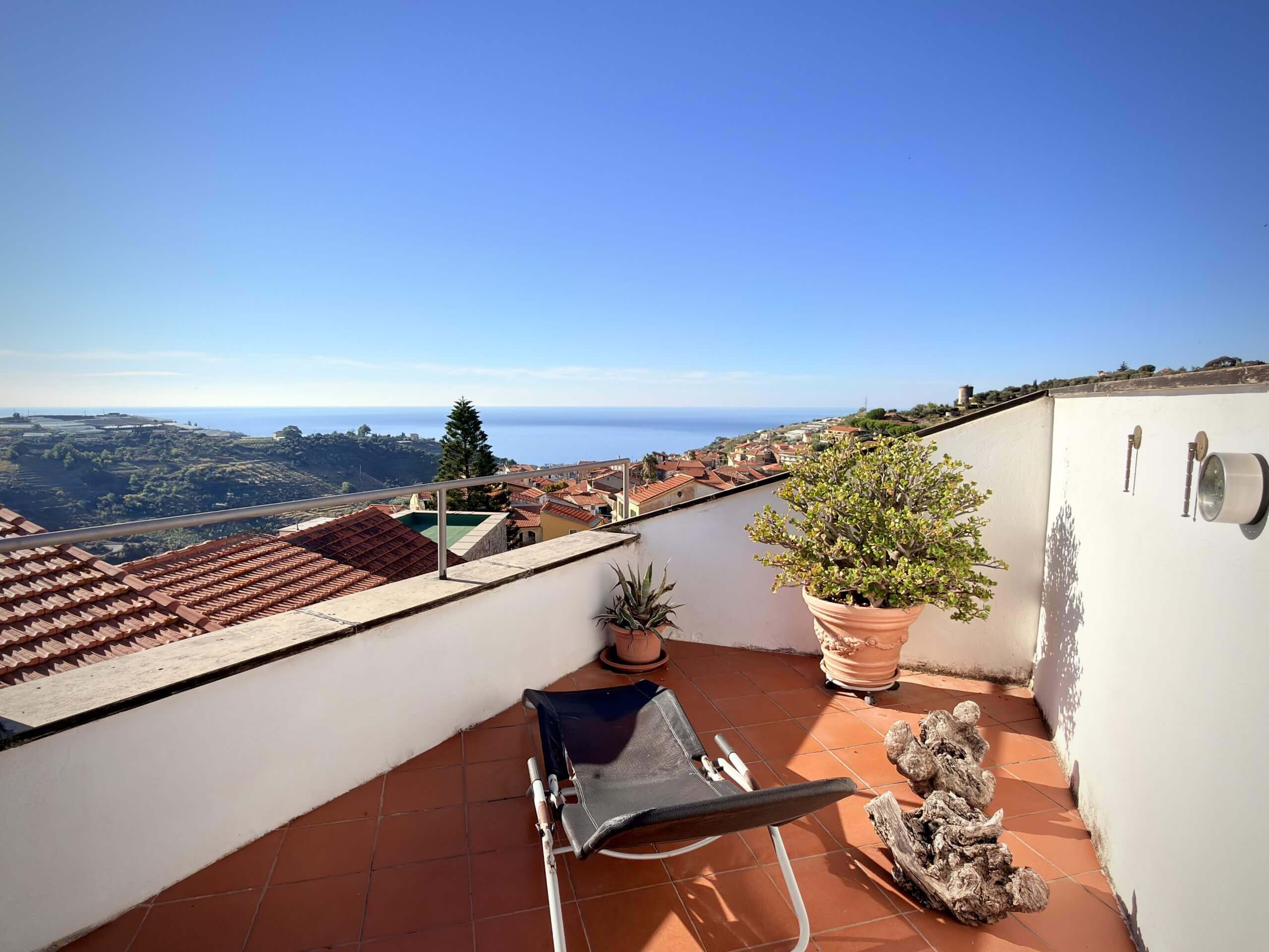 AT_1051_TERRA_ITALIA_IMMOBILIEN_REAL-ESTATE_FOR-SALE_VILLAGE-HOUSE_VALLE-ARGENTINA_POMPEIANA_01-scaled