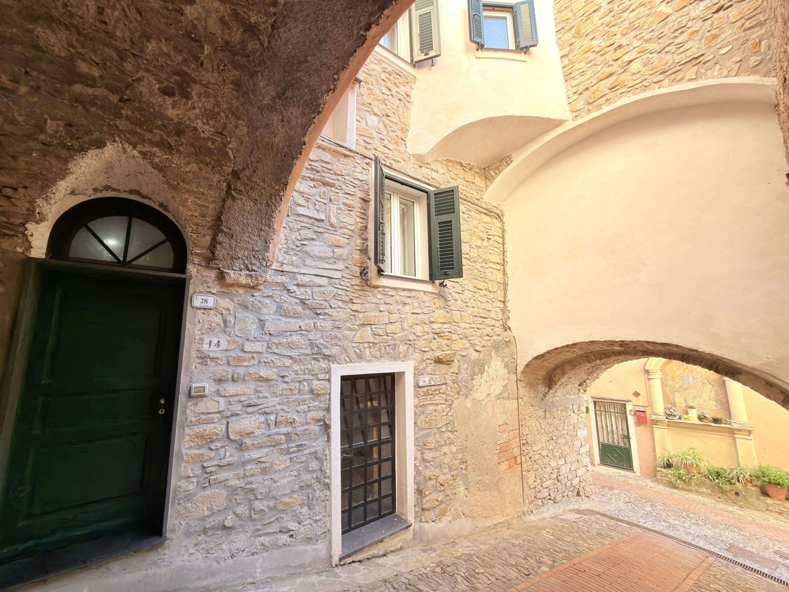 AT_1051_TERRA_ITALIA_IMMOBILIEN_REAL-ESTATE_FOR-SALE_VILLAGE-HOUSE_VALLE-ARGENTINA_POMPEIANA_16-scaled