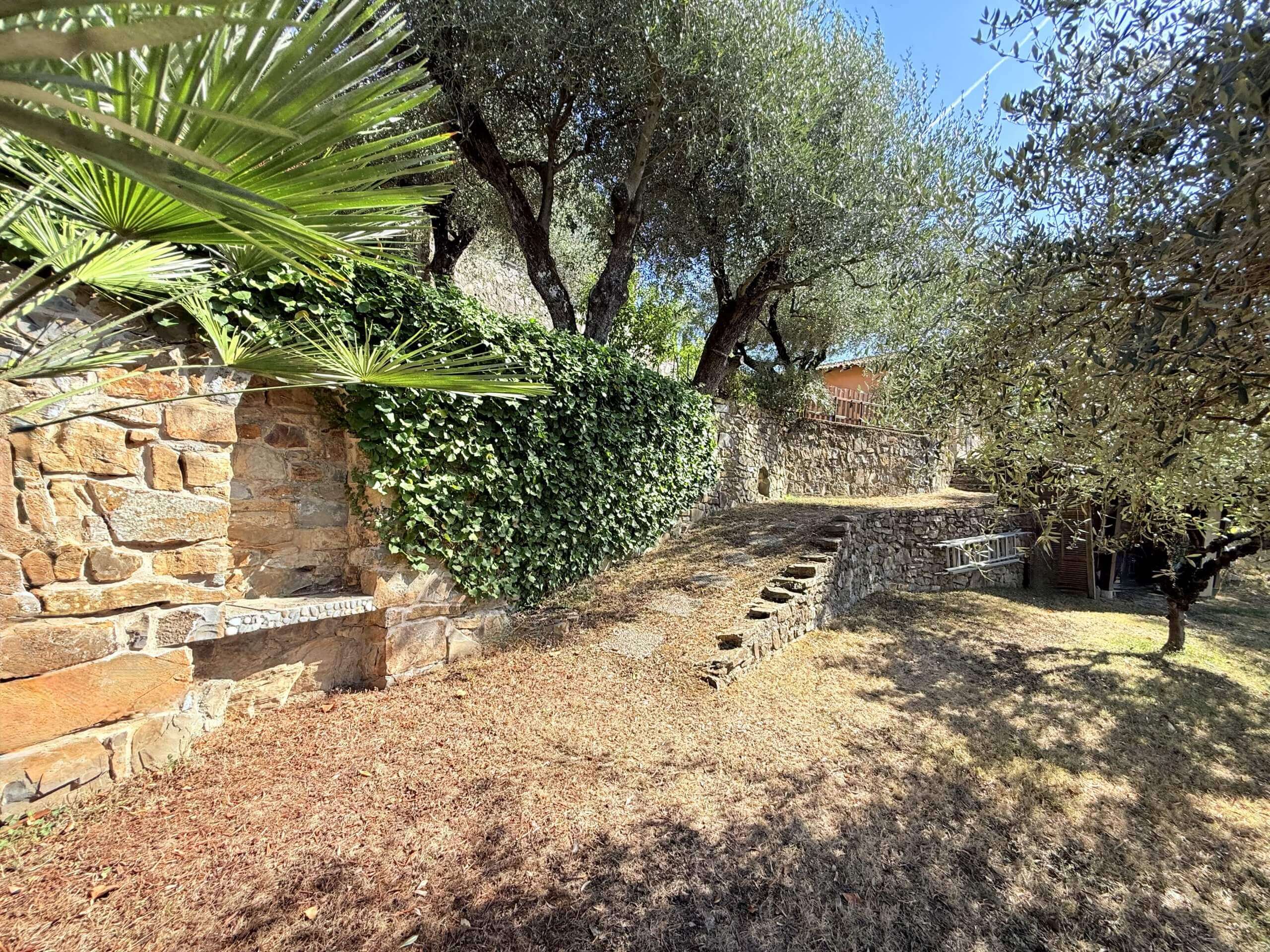 BO_1045_TERRA-ITALIA-IMMOBILIEN_REAL-ESTATE_SEBORGA_VILLA_FOR-SALE_06-scaled