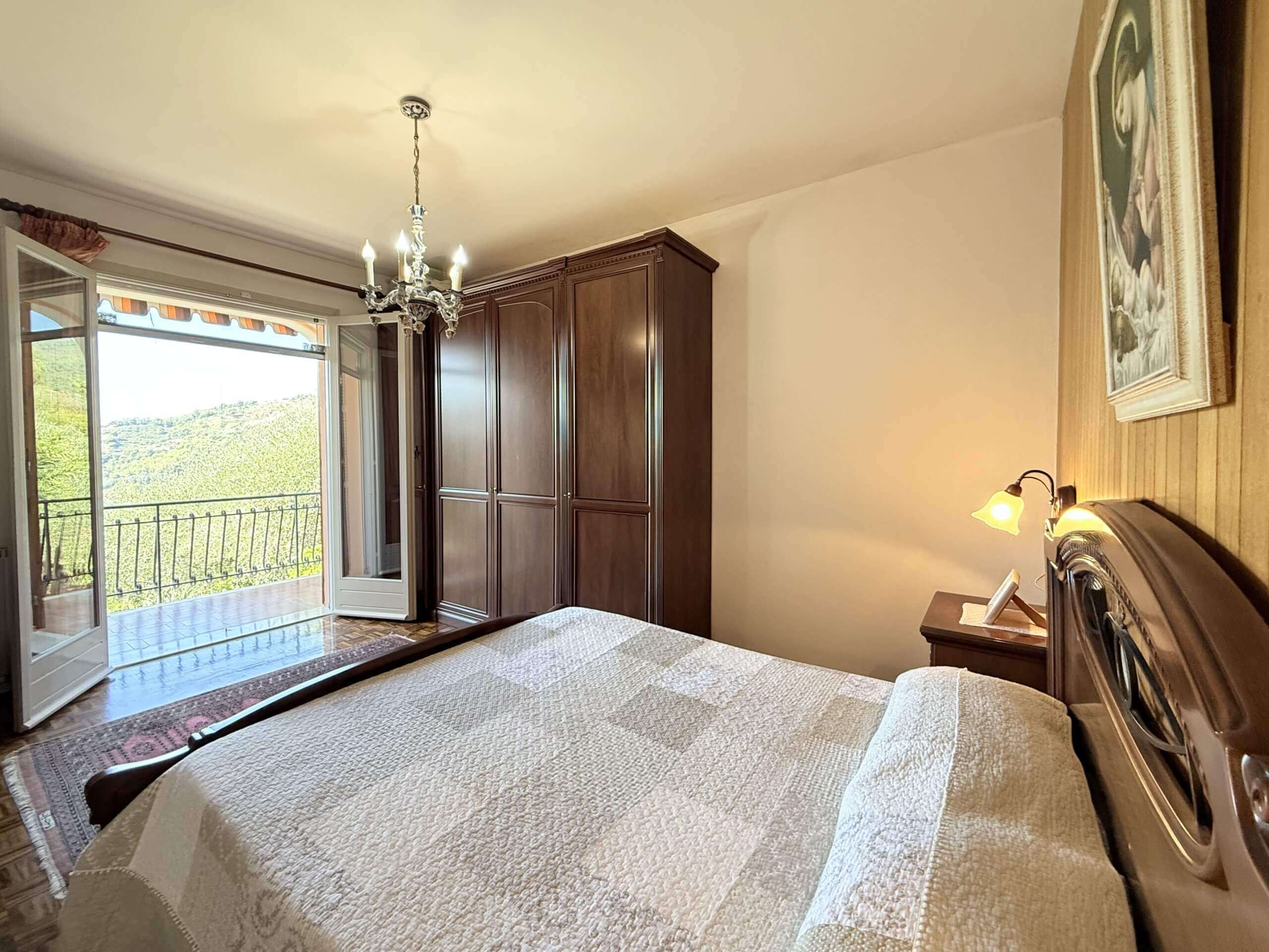 BO_1045_TERRA-ITALIA-IMMOBILIEN_REAL-ESTATE_SEBORGA_VILLA_FOR-SALE_18-scaled