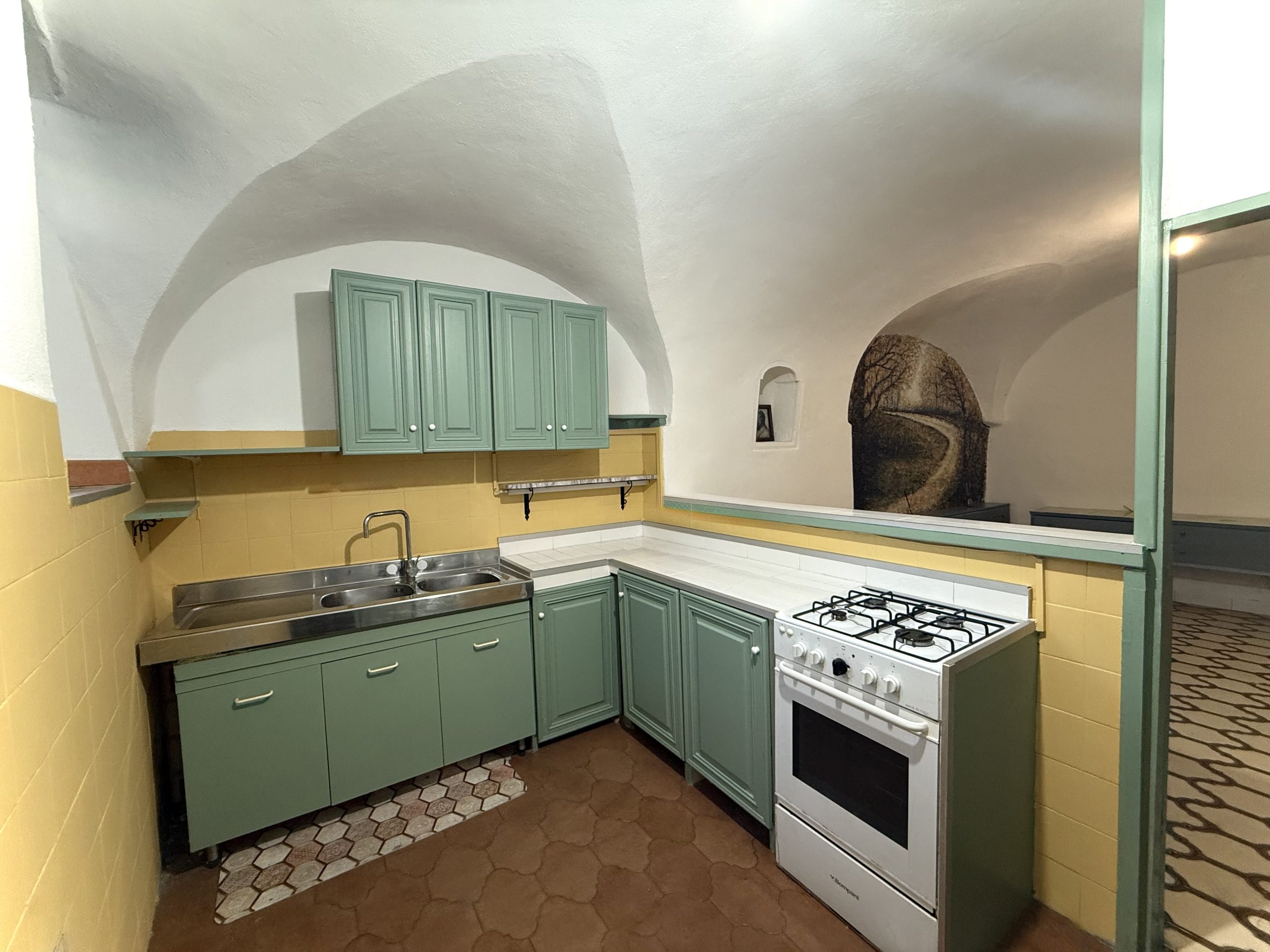 DA1020_06_TERRA-ITALIA-IMMOBILIEN_REAL-ESTATE_DOLCEACQUA_VILLAGE-FLAT_FOR-SALE-scaled