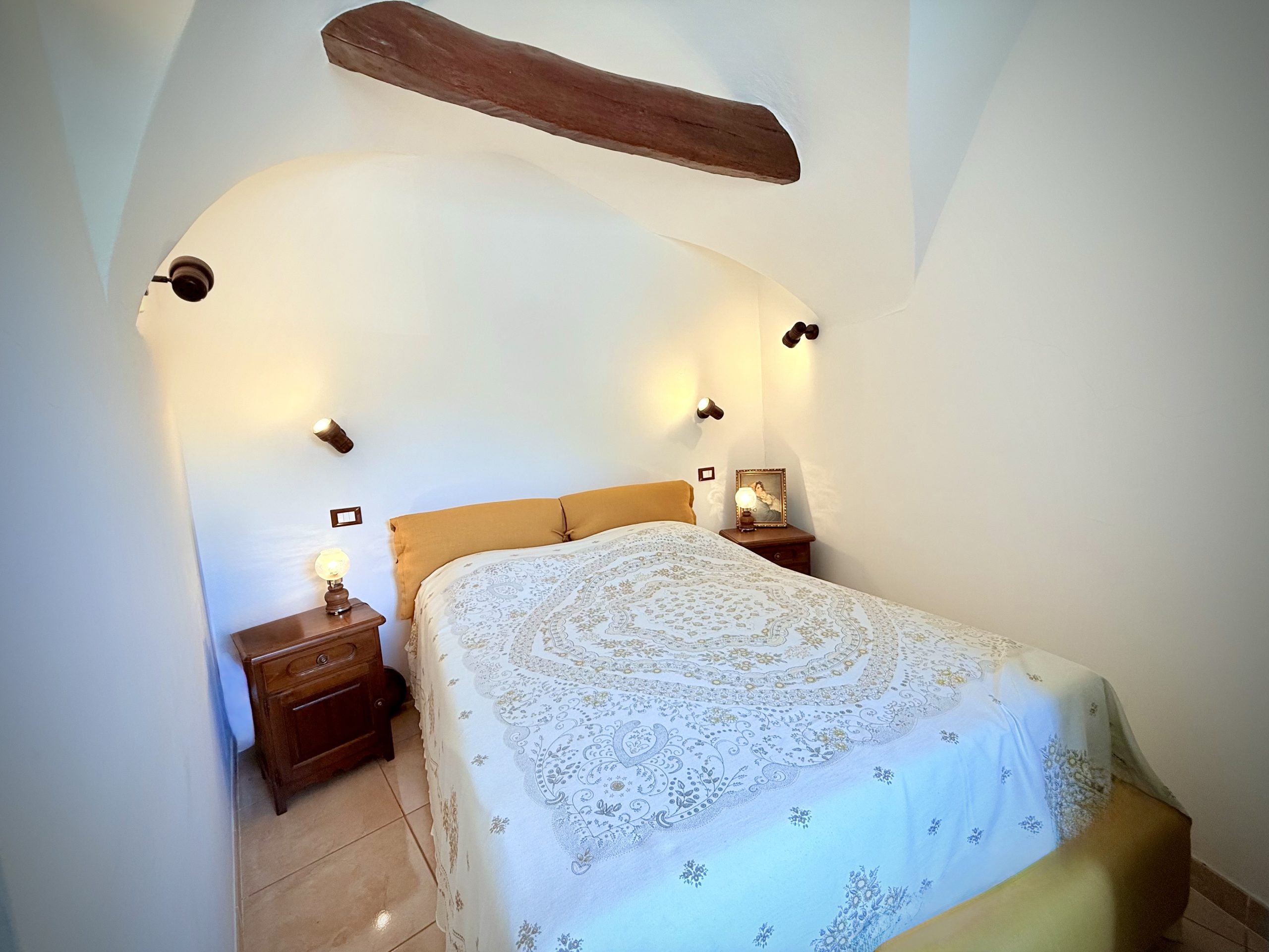 DA_1022_03_TERRA-ITALIA-IMMOBILIEN_REAL-ESTATE_DOLCEACQUA_VILLAGE-FLAT_FOR-SALE-scaled