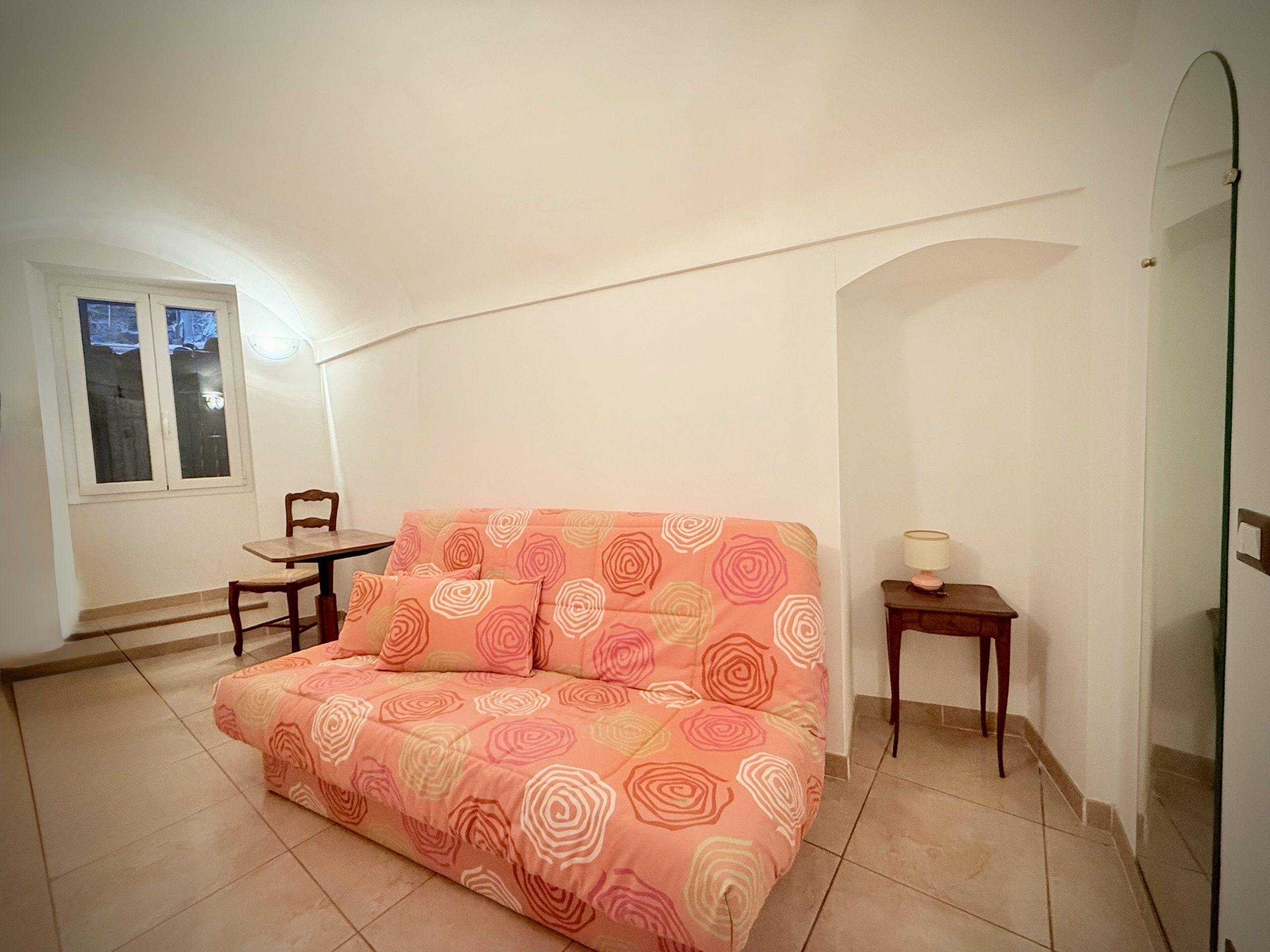 DA_1022_11_TERRA-ITALIA-IMMOBILIEN_REAL-ESTATE_DOLCEACQUA_VILLAGE-FLAT_FOR-SALE-scaled