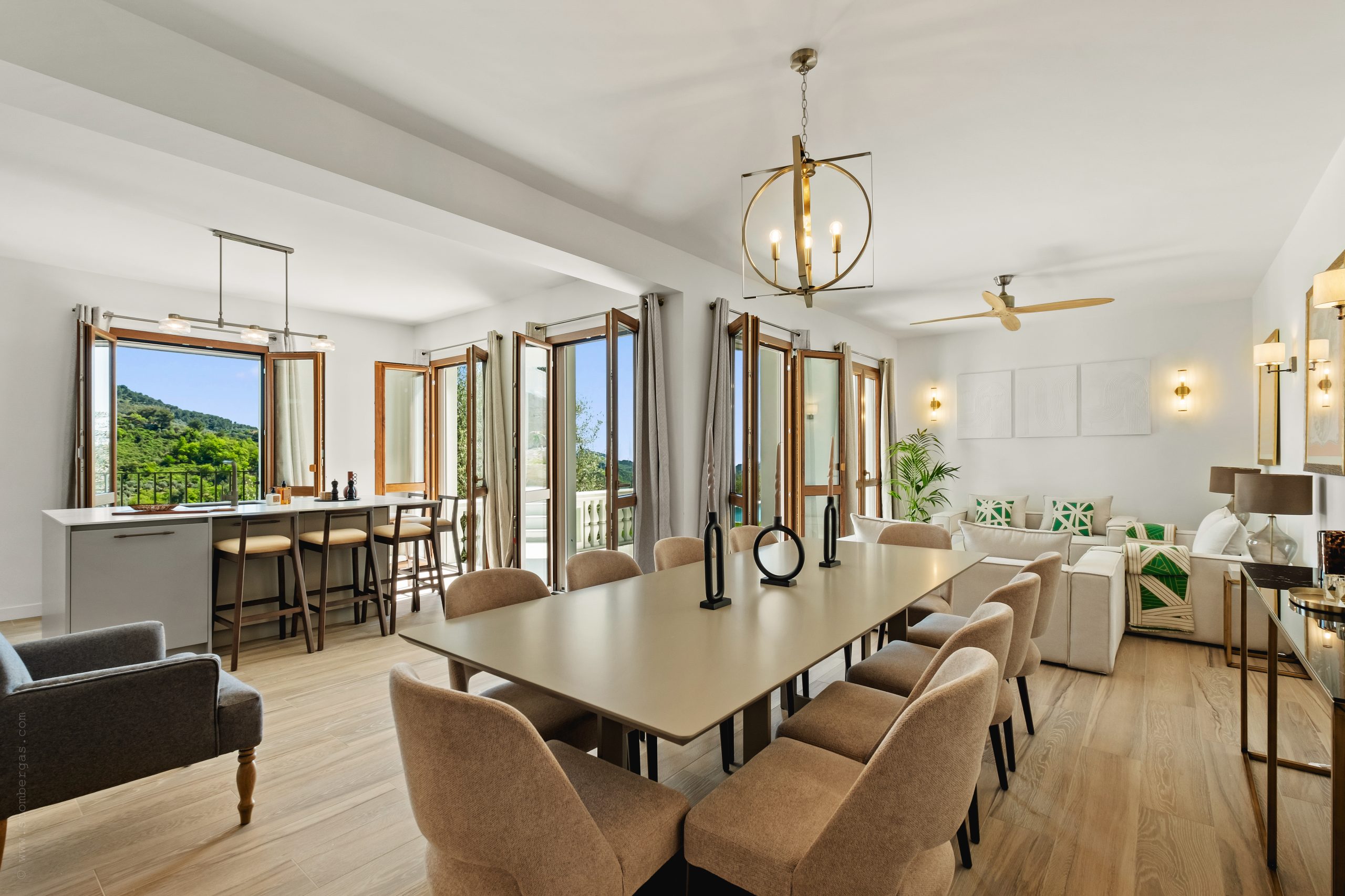 DA_1023_TERRA-ITALIA-IMMOBILIEN_REAL-ESTATE_DOLCEACQUA_VILLA_FOR-SALE_04-scaled