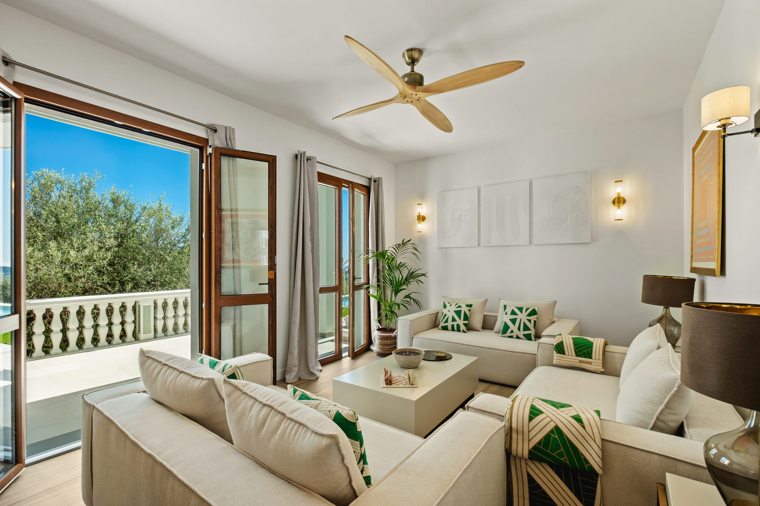 DA_1023_TERRA-ITALIA-IMMOBILIEN_REAL-ESTATE_DOLCEACQUA_VILLA_FOR-SALE_05-scaled