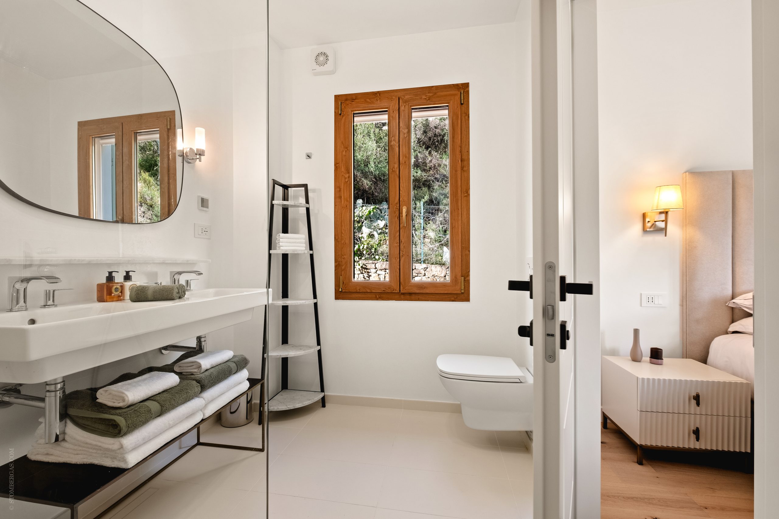 DA_1023_TERRA-ITALIA-IMMOBILIEN_REAL-ESTATE_DOLCEACQUA_VILLA_FOR-SALE_12-scaled