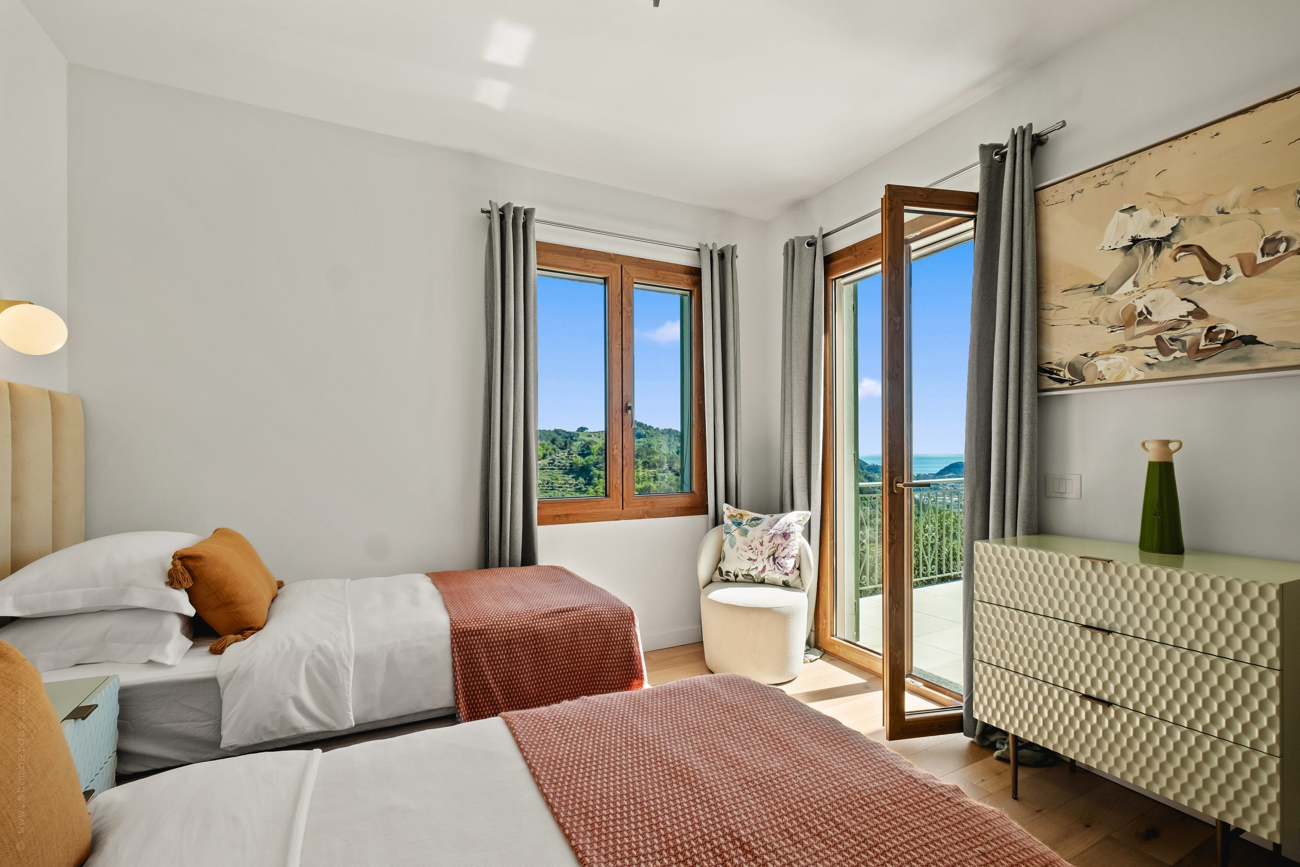 DA_1023_TERRA-ITALIA-IMMOBILIEN_REAL-ESTATE_DOLCEACQUA_VILLA_FOR-SALE_19-scaled