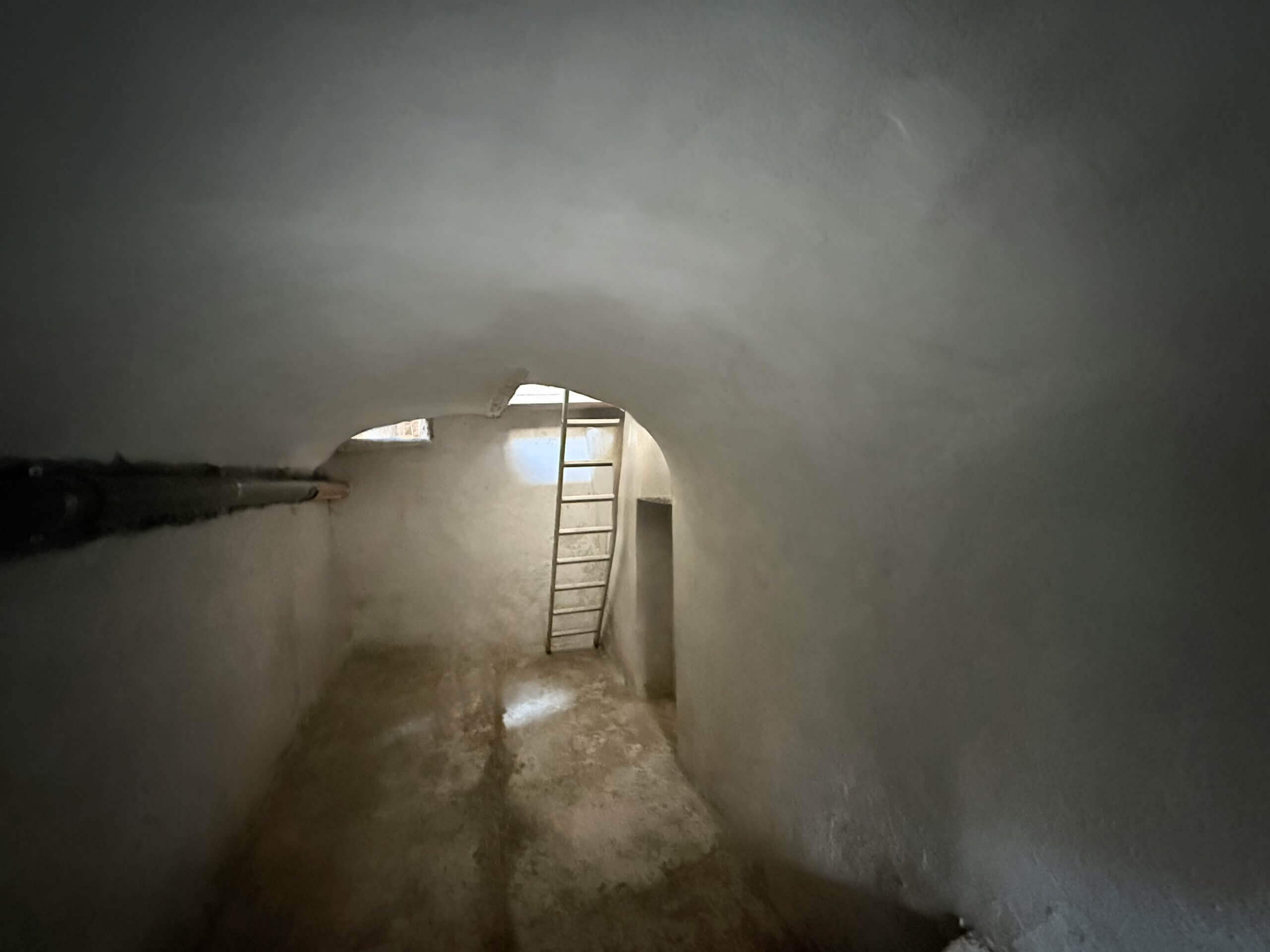 DA_1048_TERRA_ITALIA_IMOBILIEN_LIGURIEN_KELLERRAUM_DOLCEACQUA_05-scaled