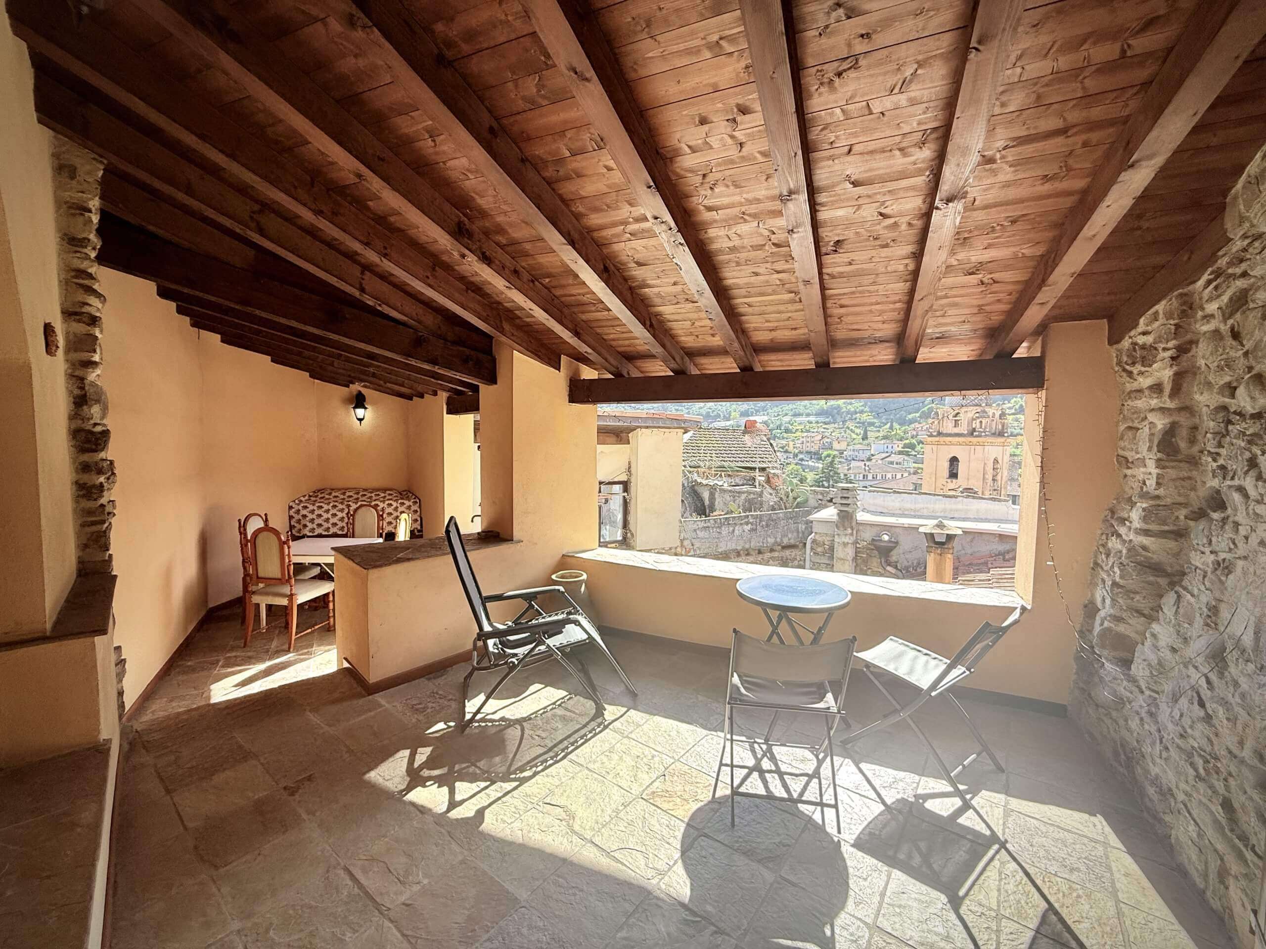 DA_1053_DA_TERRA-ITALIA-IMMOBILIEN_REAL-ESTATE_DOLCEACQUA_VILLAGE-FLAT_FOR-SALE_05-scaled