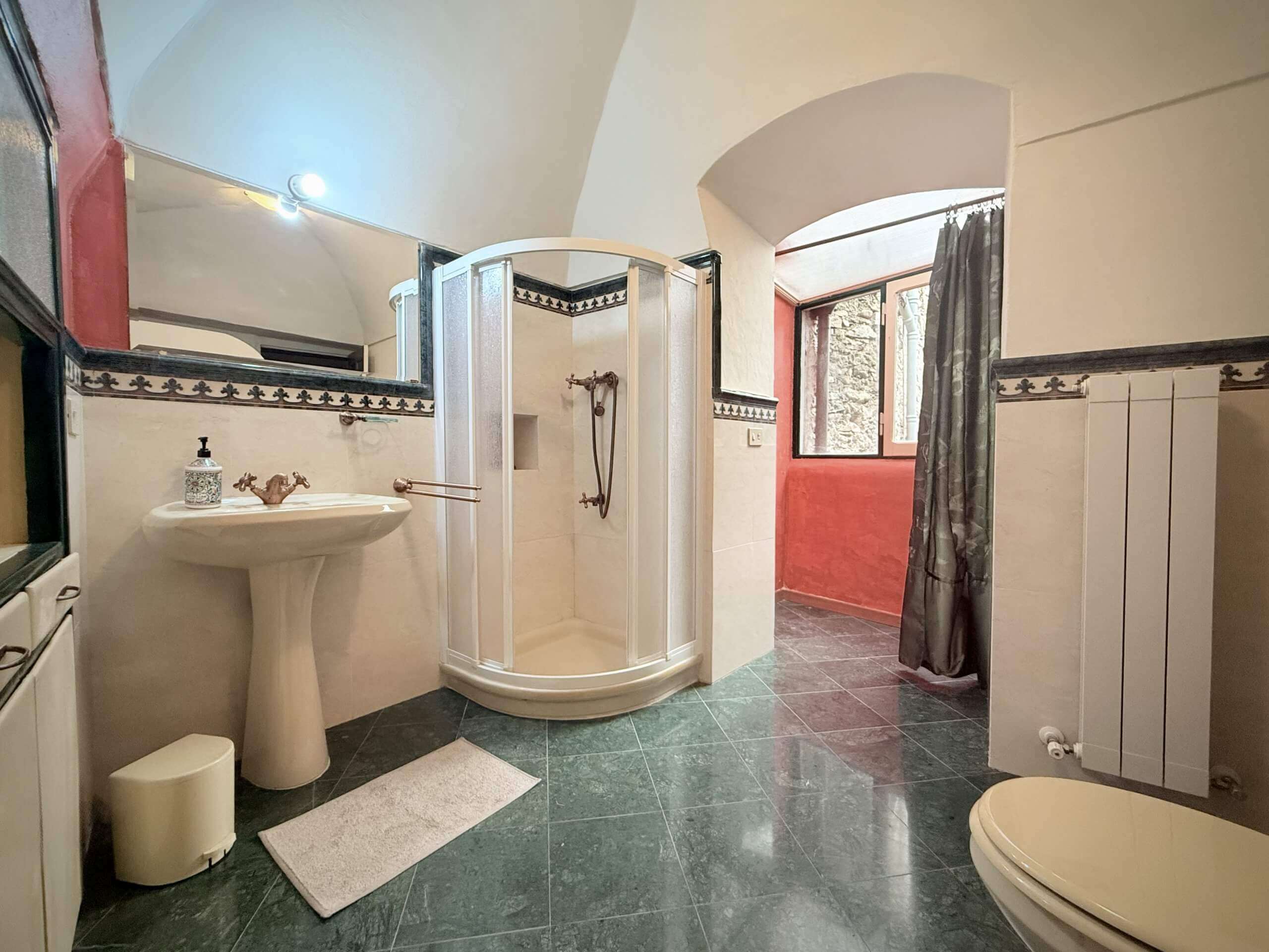 DA_1053_DA_TERRA-ITALIA-IMMOBILIEN_REAL-ESTATE_DOLCEACQUA_VILLAGE-FLAT_FOR-SALE_13-scaled