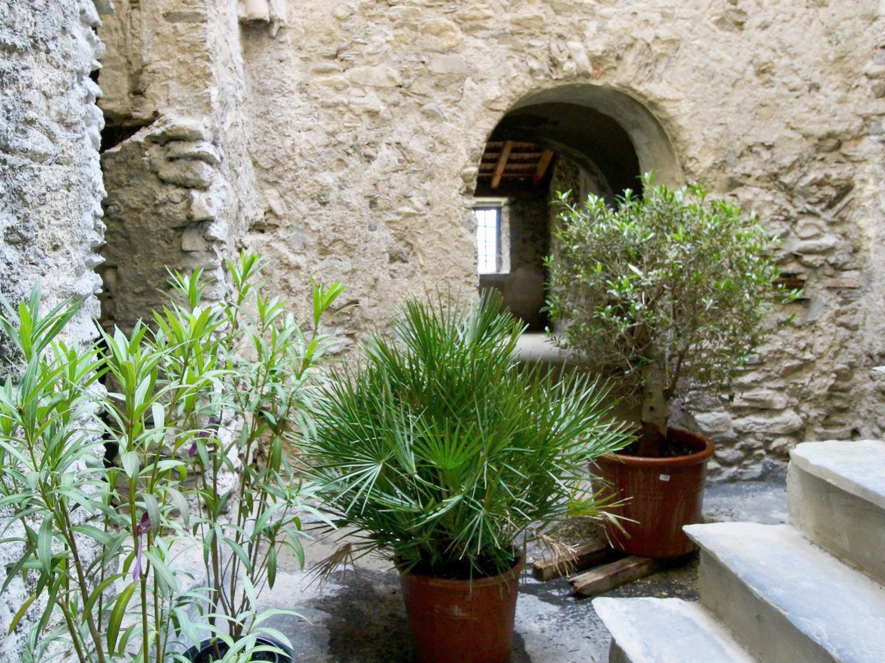 IM904_40-TERRA-ITALIA-IMMOBILIEN_TERRA-ITALIA-IMMOBILIEN_LIGURIEN_PIEVE-DI-TECO_PALAZZO-NOBILE_IMPERIA