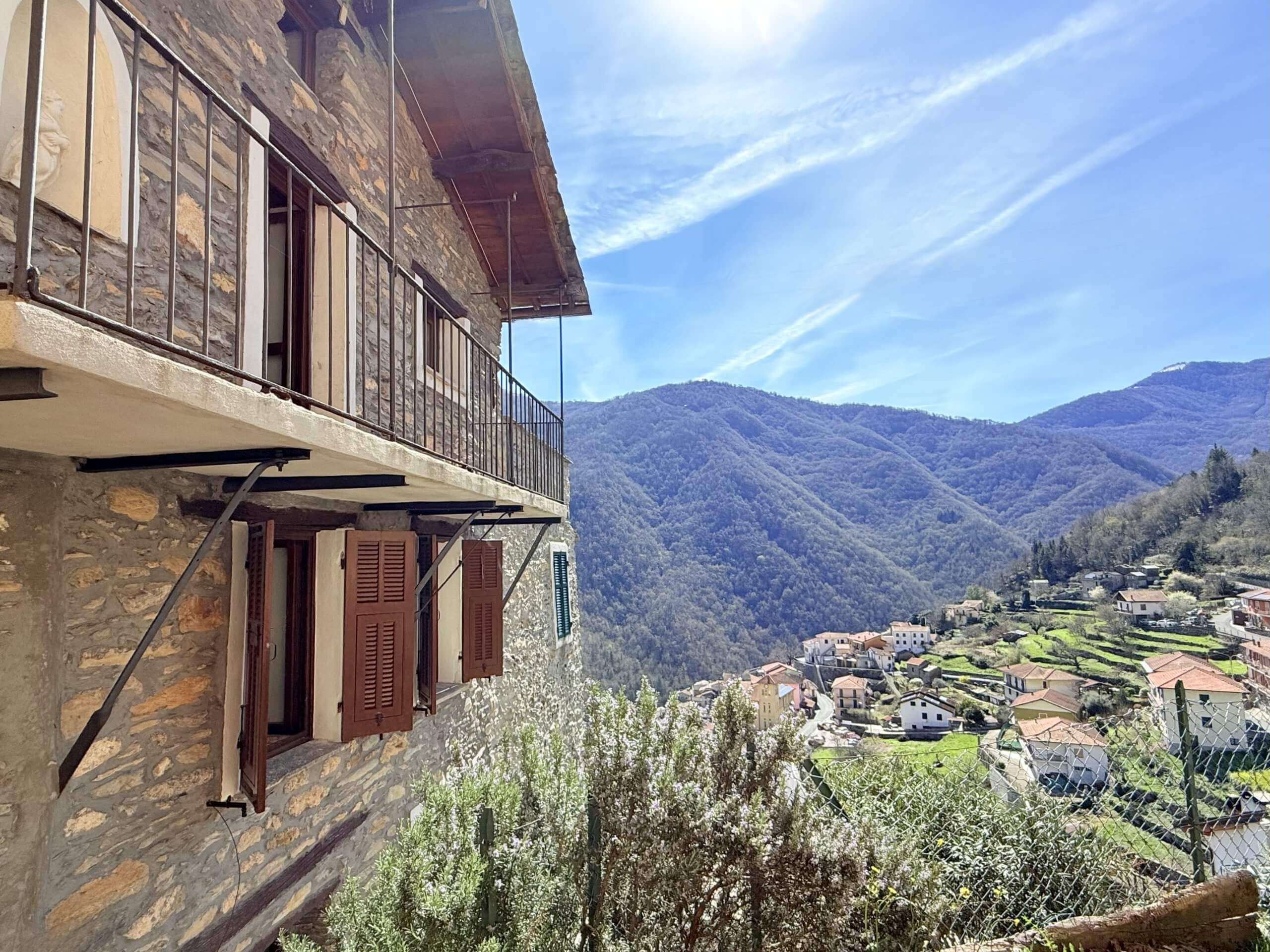 IM_1067_TERRA_ITALIA_IMMOBILIEN_LIGURIEN_REZZO_COUNTRY_HOUSE_04-scaled